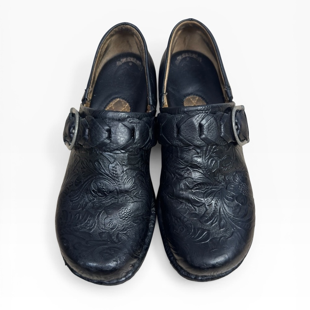 Ariat Black Embossed Leather Clogs Buckle Strap Comfort Shoes Size US 6 - Picture 3 of 12